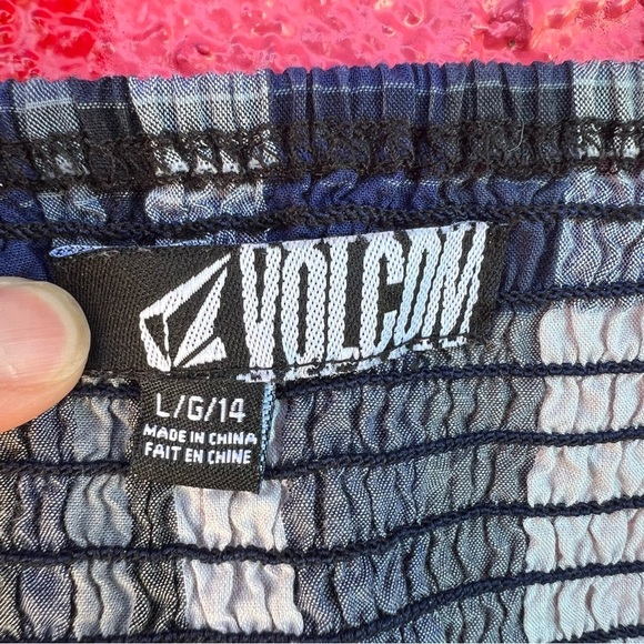 Volcom spaghetti strap top size large - Picture 5 of 5